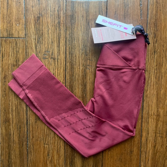 SHEFIT Seamless Leggings in Black Cherry - Picture 7 of 12